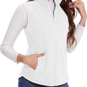 Women's Fleece Vest with Zipper Pockets Zip Up Sleeveless Jackets Lightweight So